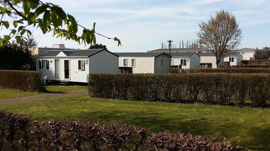 Camping De La Miniere Forges-les-Eaux Exterior photo